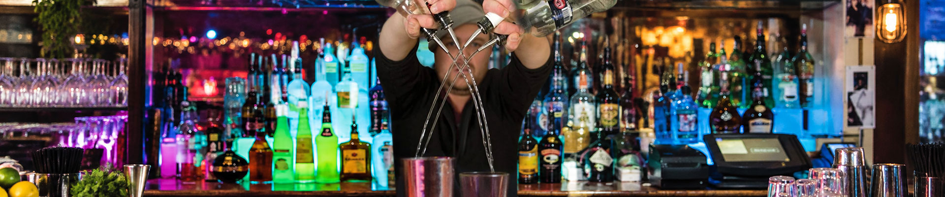 Find the Right Bar Pourer for Your Business