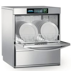 Winterhalter UC-M with Commercial Dishwasher Software