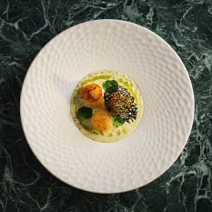 Steelite Morella Gourmet Small Well Plate 28.5cm/11.2" (Pack of 6)