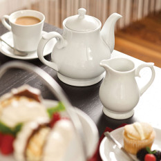 Titan White Contemporary Teapot 14oz/400ml (Pack of 6)