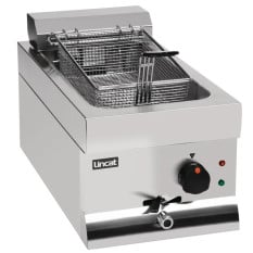 Lincat DF33 Silverlink 600 Countertop Single Tank Electric Deep Fat Fryer 9 Litre 3kw