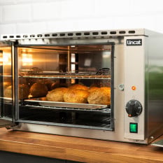 Lincat LCO Lynx 400 Electric Countertop Convection Oven 2.5kW (13 Amp)