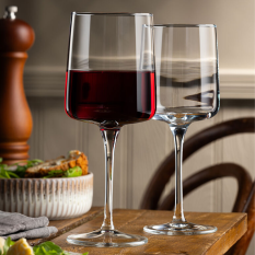 Iconic Medium Wine Glasses 340ml/11.5oz (Pack of 24)