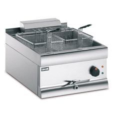 Lincat DF49 Silverlink 600 Counter Top Single Tank 15 Litre Fryer 2 Baskets 9Kw