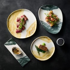 Churchill Tide Gold Triangle Chefs Plate 26.5 x 20.5cm/10.4 x 8" (Pack of 12)