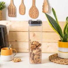 Flip Lock Plastic Food Storage Container 1.9 Litre (Pack of 6)