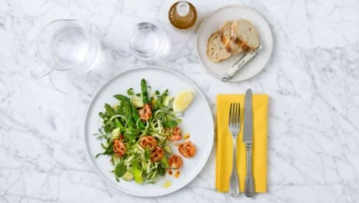 Can Napkin colour affect the taste of your food? 
